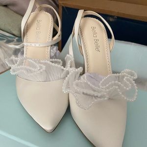 Brand new Bella Belle Blaire size 8 silk and pearl wedding shoes